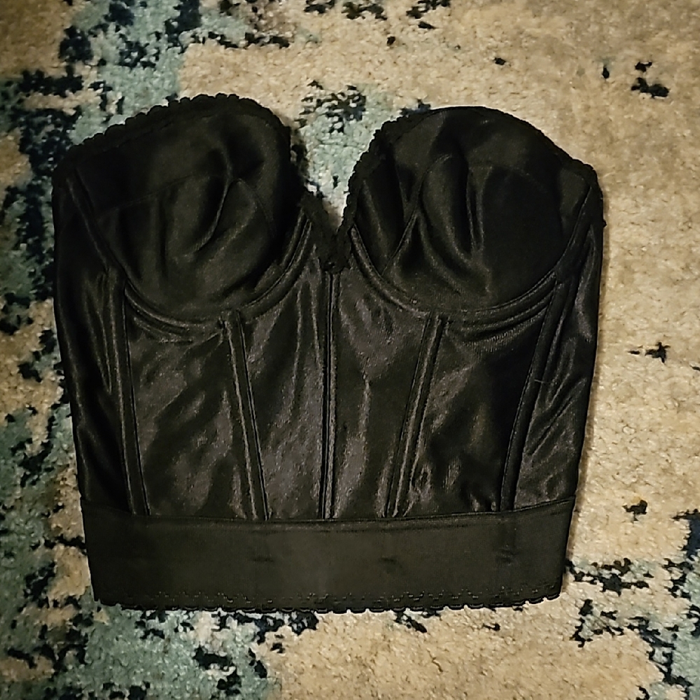 Elegant Strapless Black Bustier Bra